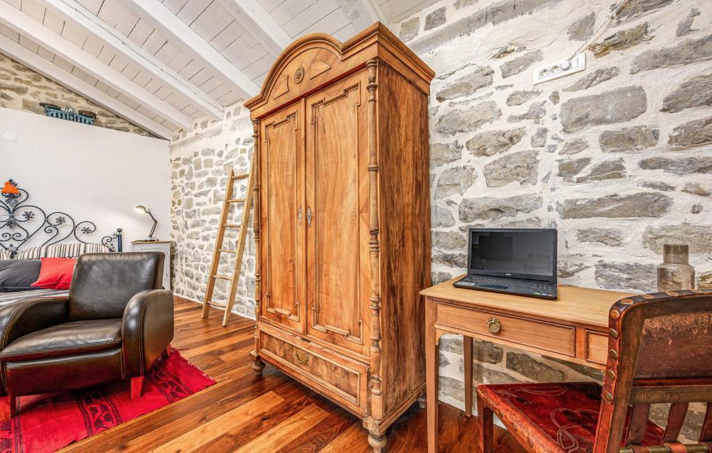 Apartamento Ema Buzet Exterior foto